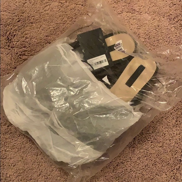 FOREVER 21 Faux Leather Crisscross Slides - Picture 3 of 4